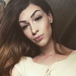 Meet your Posher, Carmen